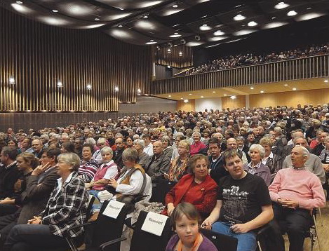 Benefizkonzert in der Husumer Messehalle - Spendentafel (2010)