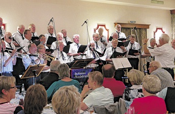 Sommerkonzert im Engl&auml;nder Krug auf Nordstrand
