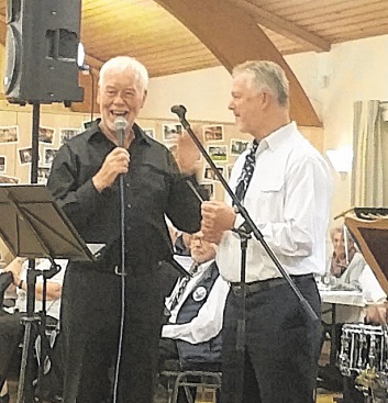 Abschlusskonzert - Peter Kallweit &uuml;bernimmt Taktstock